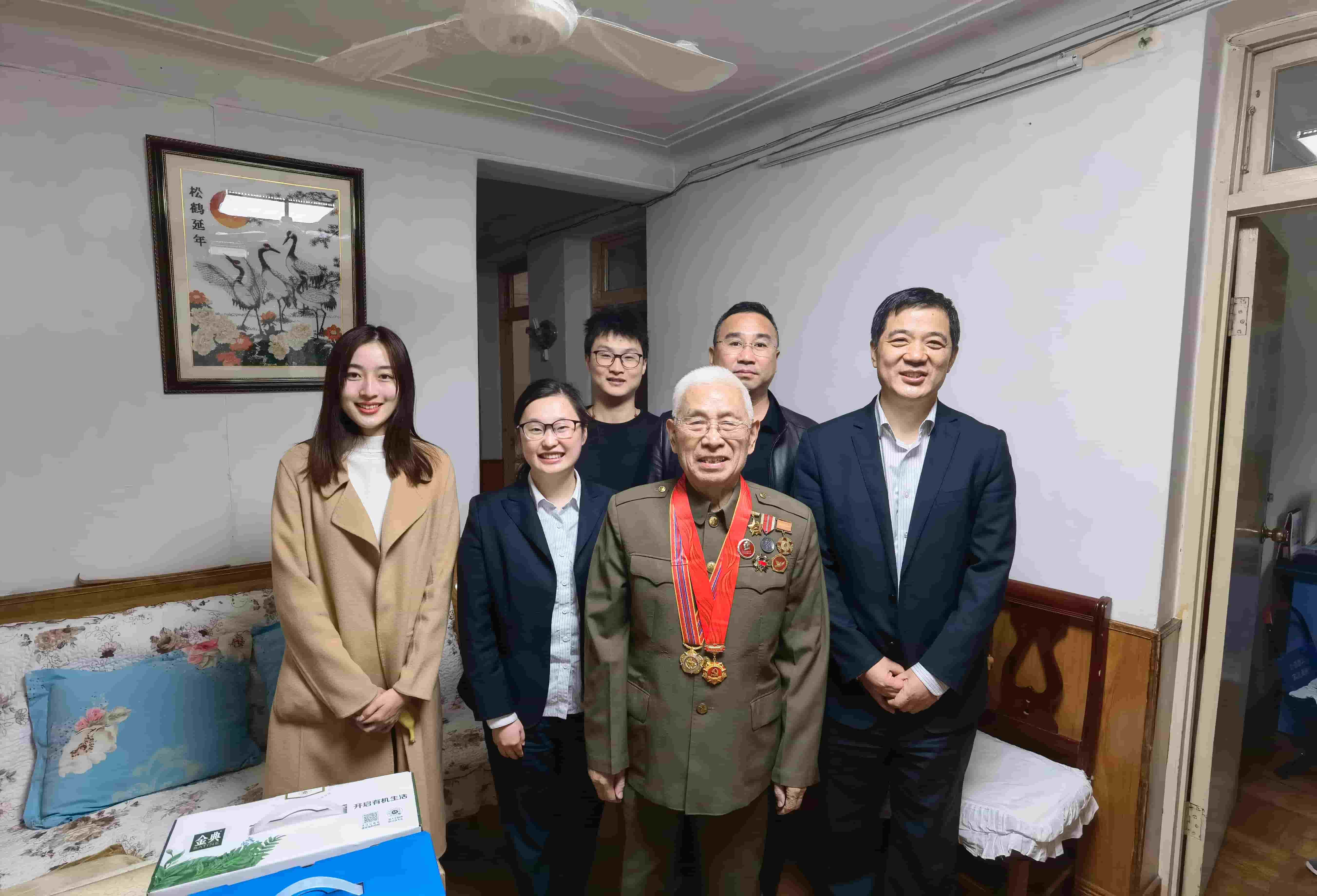 freecompress-2021年11月19日，米兰（中国）_米兰平台联合合肥市军队离退休干部第四干休所党支部，看展“忆党史、悟初心、担使命”主题活动
